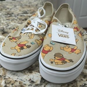 DISNEY WINNIE THE POOH VANS - TAG ON